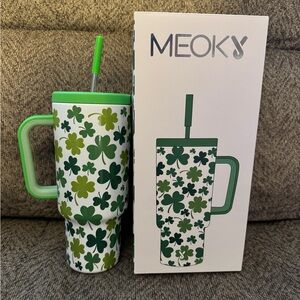 MEOKY 40oz insulated cup NIB